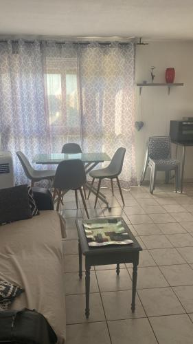 Grand appart pour 6 personnes near Aux Detours Des Sentiers