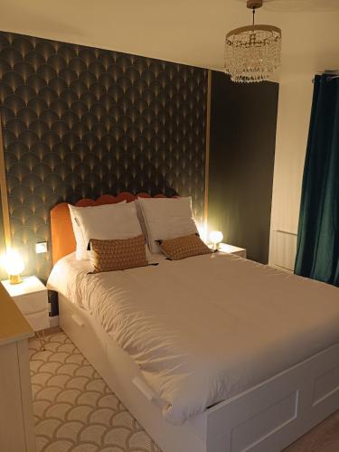 La suite du 7eme Art - 6 personnes - Havre Cosy in Orthez