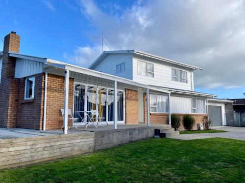 S&N Spacious 5BR Home for Business and Families Quiet Near Shops with Parking, Hamilton (fotografie 4)