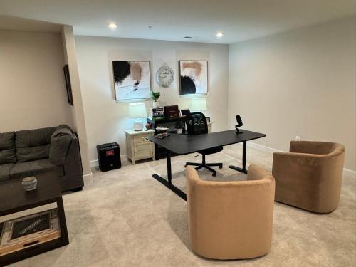 Modern Cozy Bel Air Home in Bel Air (MD)