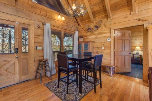 Black Bear Lodge By Avada Properties in Caton (TN)