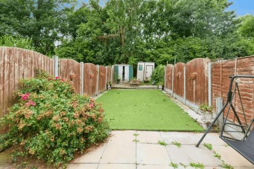 3 Bedroom Home - Ideal for Contractors, Health Care workers - Acocks Green, Birmingham (zdjęcie 2)