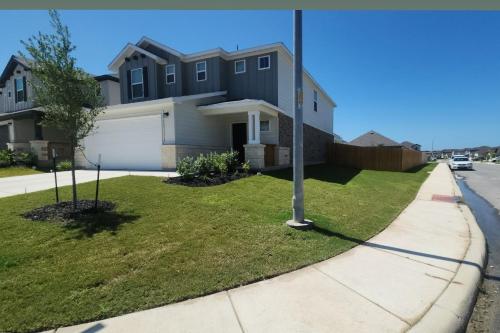 A szálláshely kívülről, Private Cozy Rooms and Bathroom in Home near Seaworld Riverwalk and AFB in Atascosa