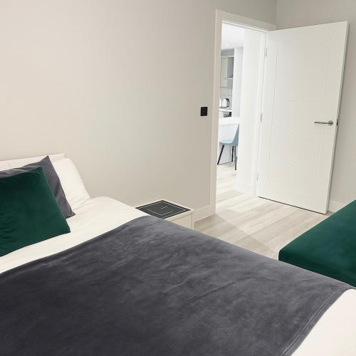 Stylish 2 Bedroom Apartment in Birmingham City Centre with Fast WiFi, Бирмингем (фото 7)