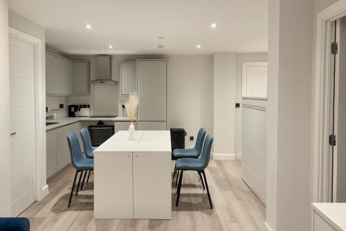 Stylish 2 Bedroom Apartment in Birmingham City Centre with Fast WiFi, Бирмингем (фото 2)