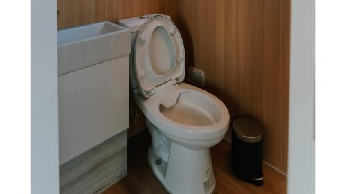 Bathroom, Fulu Dragon Boat Camping House 1 by Tiny Away in Fuxing Township