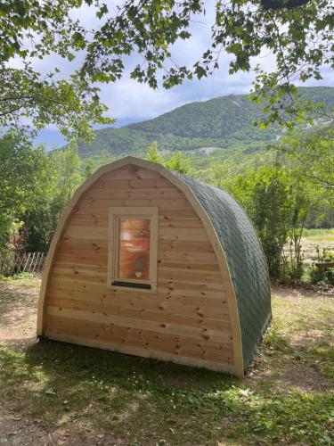 A szálláshely kívülről, Le Pod chez Camille in Montmaur
