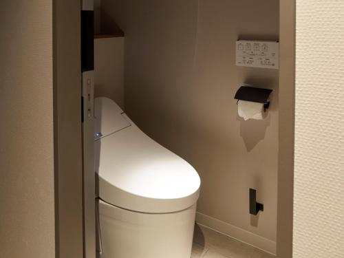 Comfort Twin Room with Sofa Bed image 7