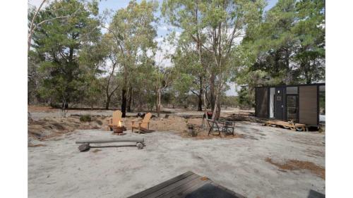 Iekārtas, Bilby Park Escape 2 by Tiny Away in Great Western