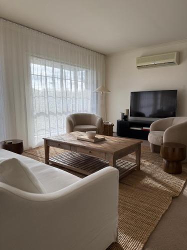 Interior Stylist's Country Unit in 尼爾