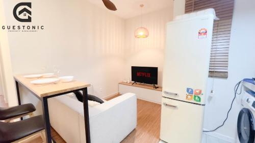 NeuSuite Cozy Studio by GUESTONIC, Kuala Lumpur