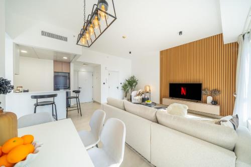 High-Floor 1BR New Design Steps to JBR Beach, Dubai (Foto 10)