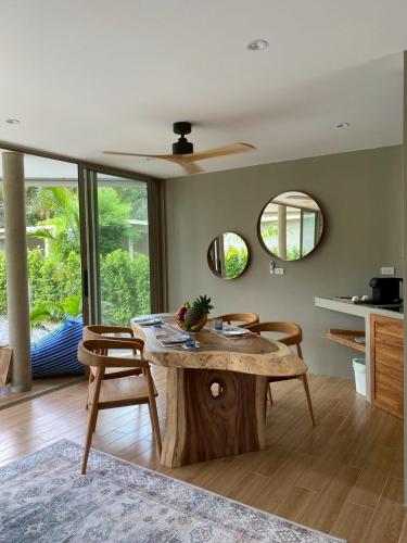 Aqualina Villa, Carbana Lodge, A Hidden Gem near Samui Aquarium and Tiger Zoo