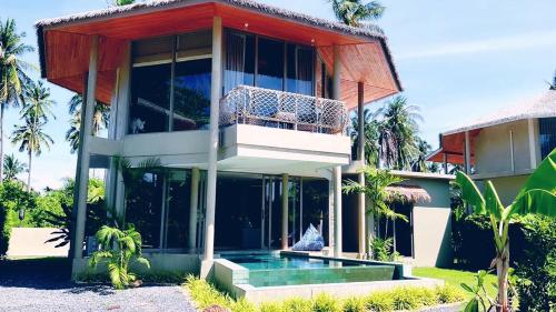 Aqualina Villa, Carbana Lodge, A Hidden Gem near Samui Aquarium and Tiger Zoo