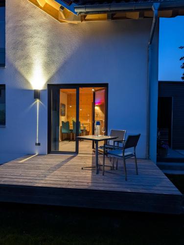 陽台/露台, NaturWohnRaum - Urlaub im Holzhaus in 伯格