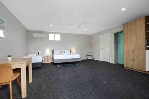 Hive Hotel in Moruya