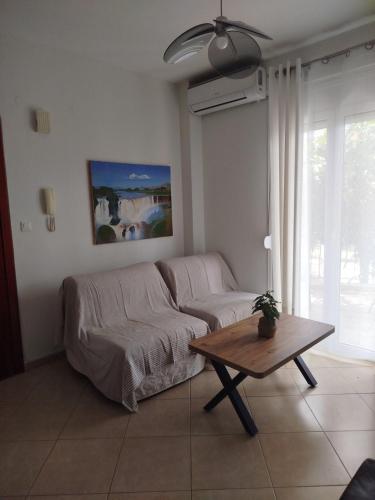 Voula's apartment in แอสพราโวลทา