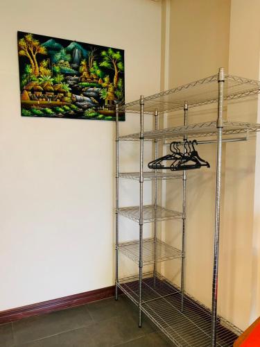 Retro At Phra Sing Guest House Room Type - Superior King Room