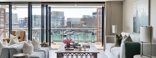 One-Bedroom Apartment with Sea View and Balcony image 4