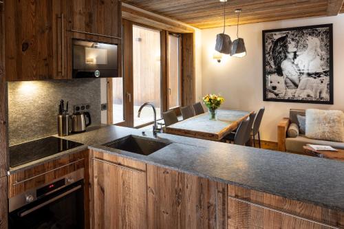 Hotel MONT-BLANC VAL D'ISERE in 瓦勒迪澤爾市中心
