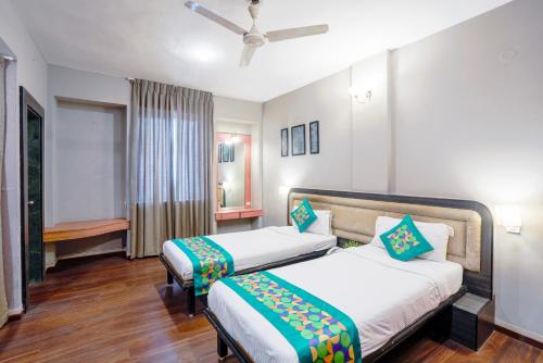 Standard Room image 6