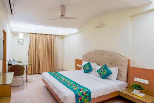Standard Room room in Treebo Premium Niraali Executive Hinjewadi