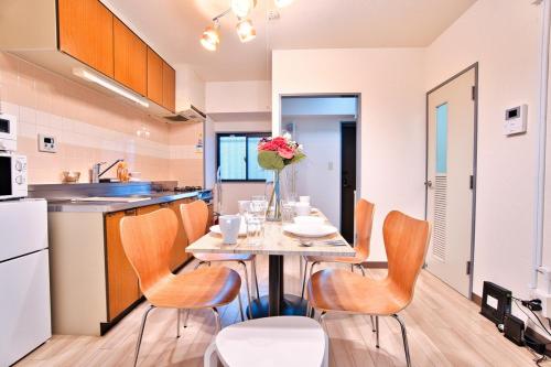 LCE203 6min Shimo Sta 13min Akabane Max 8