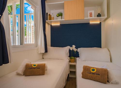 3 bedrooms, 3 beds