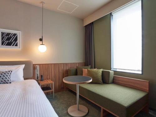 room detail thumbnail 1