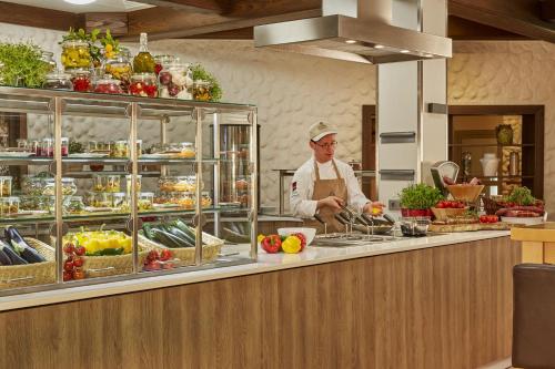 H+ Hotel Willingen - image 2