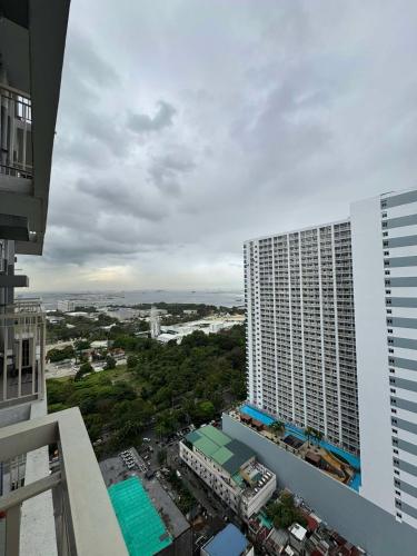 Staycation Manila at Coast Residences, Metro Manila