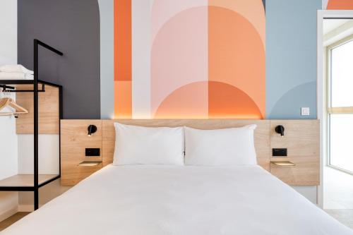 B&B HOTEL Luxembourg Centre Cloche d'Or - image 5