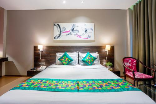 Deluxe Room room in Treebo Premium Niraali Executive Hinjewadi