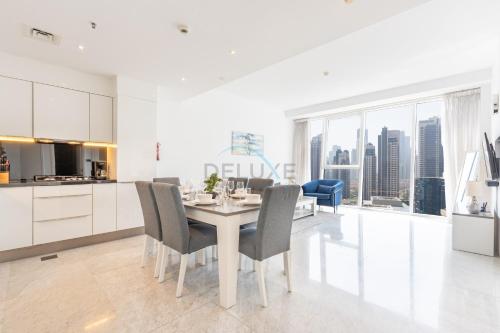 1BR Overlooking Burj Khalifa and Dubai Water Canal, Easy Access to Downtown, The Pad, Business Bay by Deluxe Holiday Homes, Dubaj (zdjęcie 5)