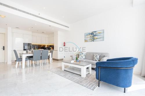 1BR Overlooking Burj Khalifa and Dubai Water Canal, Easy Access to Downtown, The Pad, Business Bay by Deluxe Holiday Homes, Dubaj (zdjęcie 2)