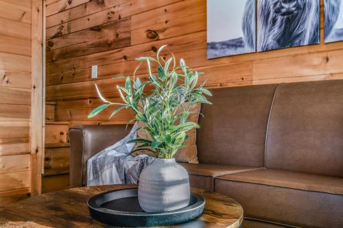 Sojourn Lodging - image 9