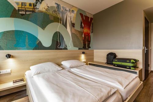 MEININGER Hotel Berlin Airport – Berlin, NY