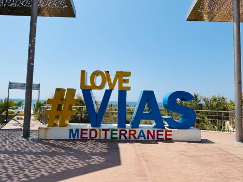 LE 209, 3min à pieds de la Plage, tout confort, Terrasse, 2 Parking privée, Vias (fotografie 4)
