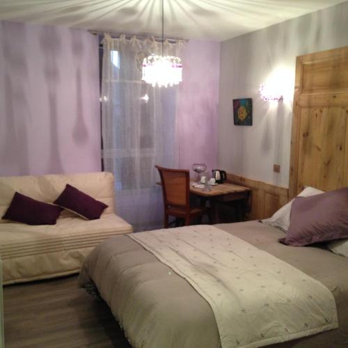 Large Double Room