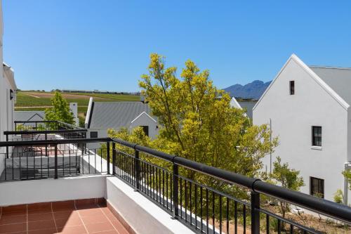 Winelands Golf Lodges 40 - image 3