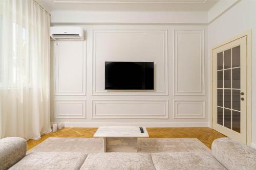The Bucharest Chapter - 1BR Spacious apartment - Walk to Old city & Calea Victoriei, Bucarest (foto 4)