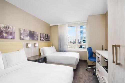 Doubletree By Hilton New York Times Square West, New York (photo 9)