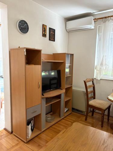 One-Bedroom Apartment room in Sun city