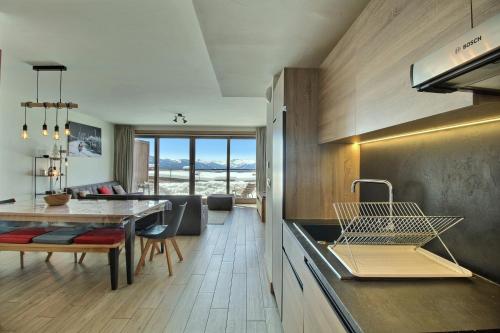 ARC 1600, LE RIDGE, Appartement 10 personnes Duplex Vue Montagne - ski aux pieds - Sauna, Hammam, Piscine, Salle de salle de sport-fitness, Arc 1600 (photo 2)