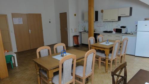 Kitchen, Penzion U Hradeb in Znojmo