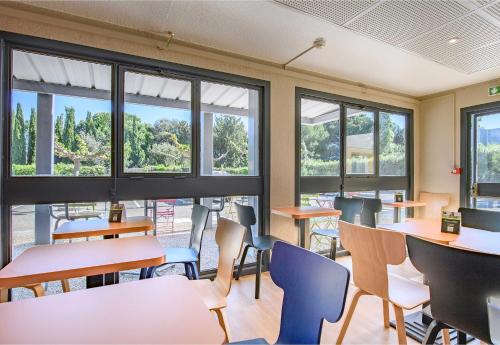 ibis budget Nimes Caissargues - image 12