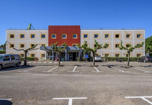 ibis budget Nimes Caissargues - image 7