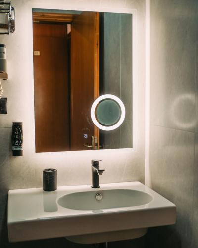 Hotel Kaonia – Saranda, OR