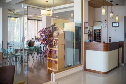 Hotel Kaonia – Saranda, OR