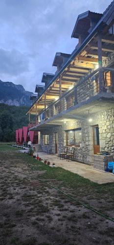 Ekoo katun Jezerca in Gusinje